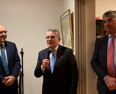 greek-ministers-tokyo-greecejapancom.jpg
